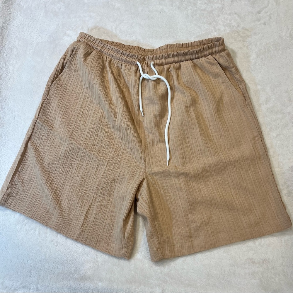 NWOT Manfinity‎ Tan Shorts